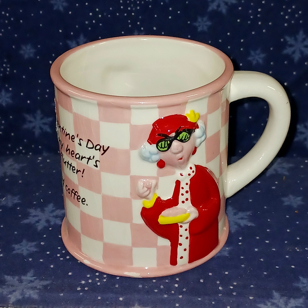 Hallmark Gourmet Gifts Maxine 3D Valentines Day Mug Dog Heart Aflutter Coffee